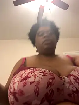 Snapshot of Deshay30 chatting on December 19, 2025, 12:17 am Deshay30 online show from December 19, 2025, 12:17 am