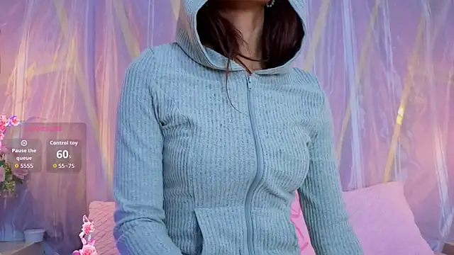 EmmyCortez online show from April 15, 2026, 11:50 am