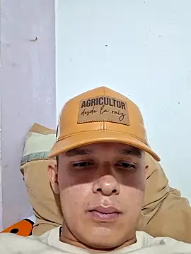 Snapshot of mikytoo chatting on February 28, 2026, 11:17 pm mikytoo online show from February 28, 2026, 11:17 pm