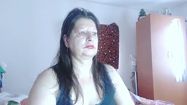 ExtasyMature online show from July 13, 2026, 6:05 am