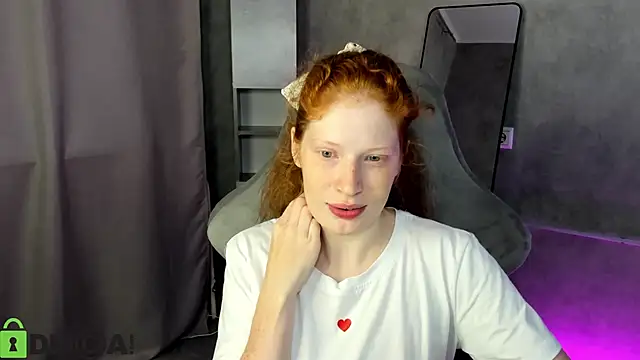 Snapshot of Sandra_Wi1son chatting on September 18, 2025, 1:40 am Sandra Wi1son online show from September 18, 2025, 1:40 am