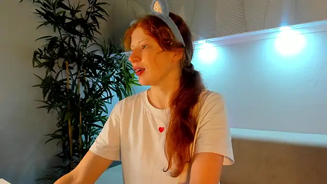 Snapshot of Sandra_Wi1son chatting on November 17, 2025, 1:33 am Sandra Wi1son online show from November 17, 2025, 1:33 am