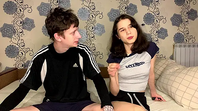 Snapshot of baby_lesi chatting on November 12, 2025, 4:18 pm baby lesi online show from November 12, 2025, 4:18 pm