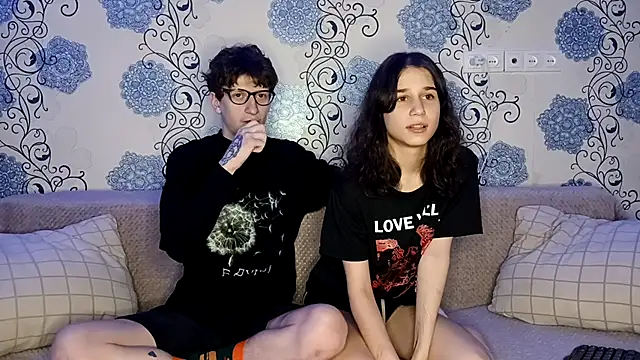 Snapshot of baby_lesi chatting on December 22, 2025, 6:38 pm baby lesi online show from December 22, 2025, 6:38 pm