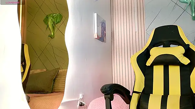 Snapshot of Rachel_rivera chatting on October 4, 2025, 11:52 am Rachel rivera online show from October 4, 2025, 11:52 am