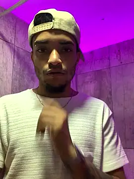 eross chipre  online show from January 11, 2026, 12:43 pm