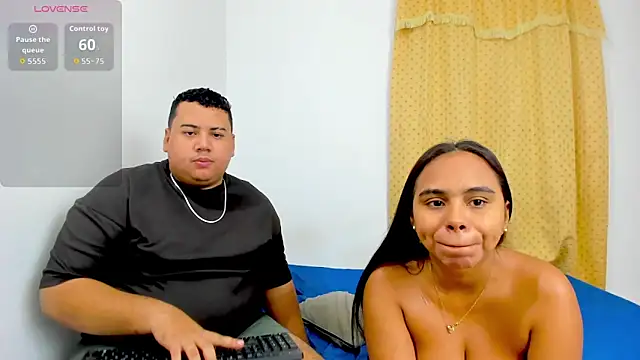 Snapshot of MICHAEL_AND_SHARON chatting on February 21, 2026, 12:55 am MICHAEL AND SHARON online show from February 21, 2026, 12:55 am