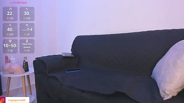 Angelgarcia  online show from October 23, 2025, 10:52 pm