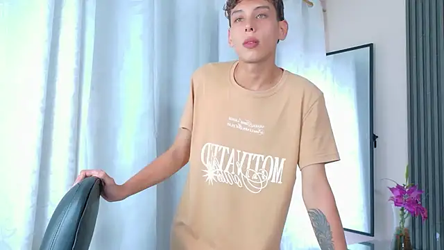 Snapshot of Noahoconor chatting on October 23, 2025, 8:40 pm Noahoconor online show from October 23, 2025, 8:40 pm