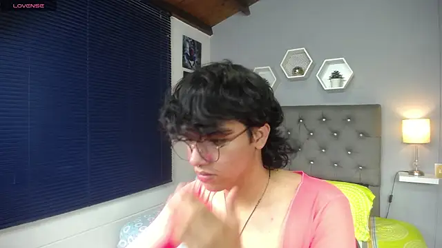 cheryl bohareal online show from March 3, 2025, 7:06 pm