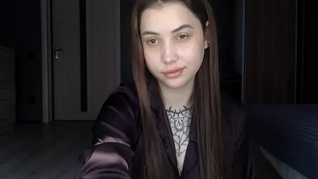 bysinka18 online show from May 25, 2026, 9:15 am