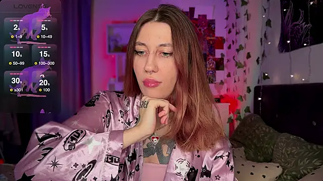 Dita Redrum online show from November 25, 2025, 2:22 am