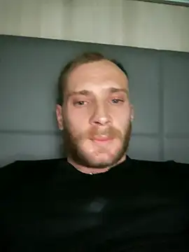 Snapshot of Lorenzz95 chatting on February 24, 2025, 10:36 pm Lorenzz95 online show from February 24, 2025, 10:36 pm