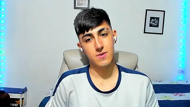 babymaik online show from November 23, 2025, 5:18 am