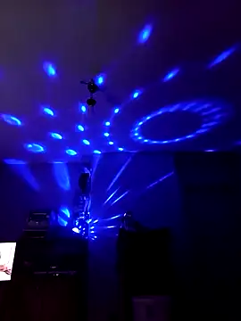 GrindingOvermuch online show from October 31, 2025, 8:43 pm