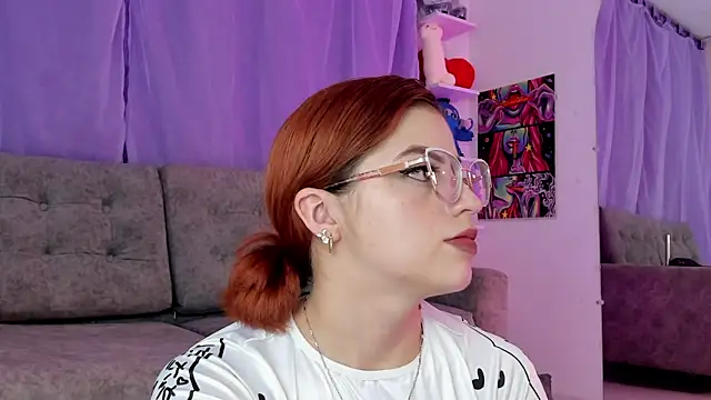 Snapshot of MelaniJhonson chatting on April 30, 2026, 2:29 am MelaniJhonson online show from April 30, 2026, 2:29 am