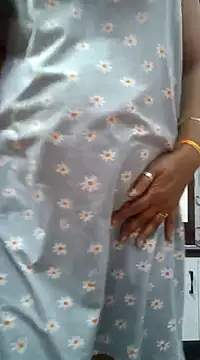 Snapshot of IND9876 chatting on February 25, 2025, 5:19 am IND9876 online show from February 25, 2025, 5:19 am