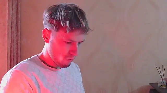 frama666 online show from November 6, 2025, 8:48 am