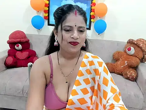 Snapshot of leahgotiii chatting on September 19, 2025, 3:30 am leahgotiii online show from September 19, 2025, 3:30 am