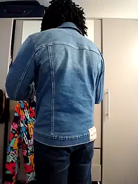 Snapshot of Flexy555 chatting on April 7, 2026, 4:40 pm Flexy555 online show from April 7, 2026, 4:40 pm