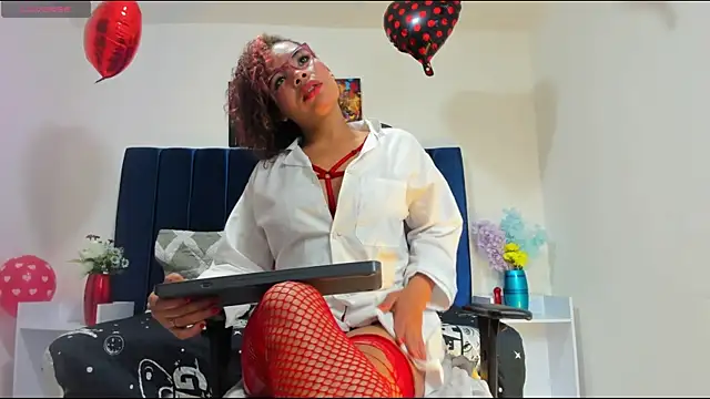Snapshot of Mariana_star1 chatting on March 1, 2025, 6:00 pm Mariana star1 online show from March 1, 2025, 6:00 pm