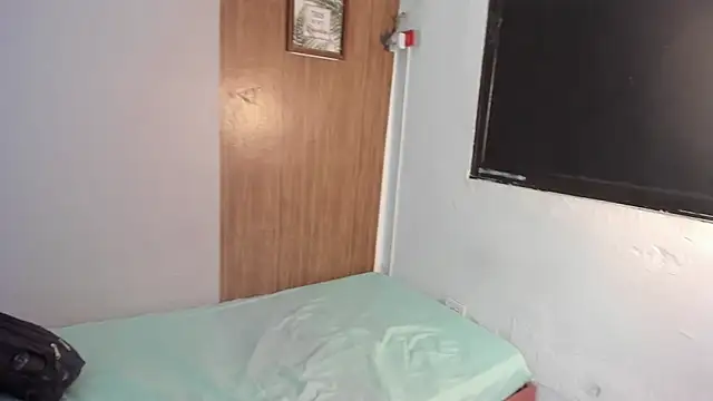 couple hotfox online show from February 27, 2026, 12:43 am