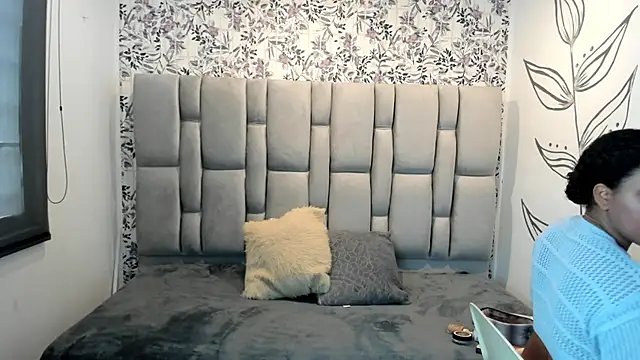 Snapshot of Natasha_rose__ chatting on October 13, 2025, 7:25 pm Natasha rose online show from October 13, 2025, 7:25 pm