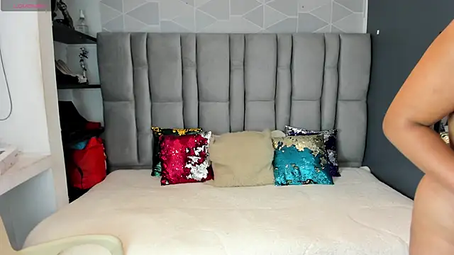 Snapshot of Natasha_rose__ chatting on November 4, 2025, 7:24 pm Natasha rose online show from November 4, 2025, 7:24 pm