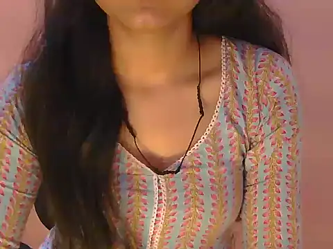 Cute Pihu01 online show from February 5, 2026, 11:09 pm