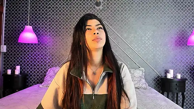 Cassie bloom online show from May 13, 2026, 3:37 am