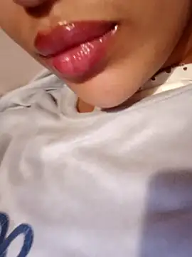 Snapshot of Sexlove1xo chatting on October 30, 2025, 12:28 pm Sexlove1xo online show from October 30, 2025, 12:28 pm