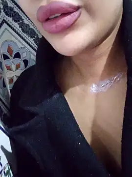 Snapshot of Sexlove1xo chatting on November 23, 2025, 5:46 pm Sexlove1xo online show from November 23, 2025, 5:46 pm