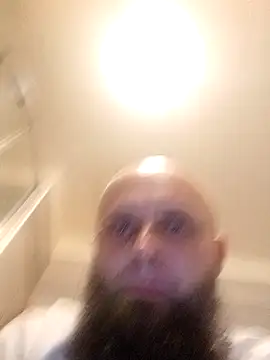 Snapshot of Majk154 chatting on February 15, 2026, 1:35 am Majk154 online show from February 15, 2026, 1:35 am