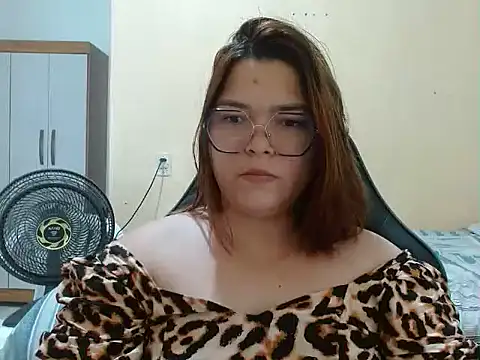 Snapshot of GoddessChaar chatting on March 7, 2025, 7:27 pm GoddessChaar online show from March 7, 2025, 7:27 pm