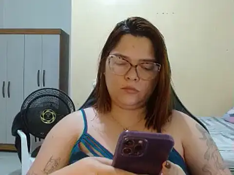 Snapshot of GoddessChaar chatting on March 12, 2025, 11:09 am GoddessChaar online show from March 12, 2025, 11:09 am