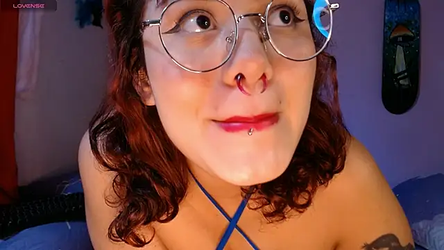 Snapshot of Maddy_Jhonsson chatting on September 26, 2025, 10:25 pm Maddy Jhonsson online show from September 26, 2025, 10:25 pm