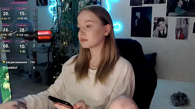 Snapshot of lissallor_ chatting on March 5, 2025, 12:33 pm lissallor online show from March 5, 2025, 12:33 pm