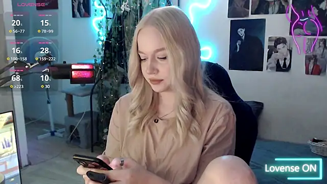 Snapshot of lissallor_ chatting on March 14, 2025, 7:15 am lissallor online show from March 14, 2025, 7:15 am