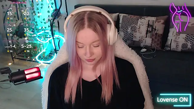 Snapshot of lissallor_ chatting on October 4, 2025, 12:52 am lissallor online show from October 4, 2025, 12:52 am