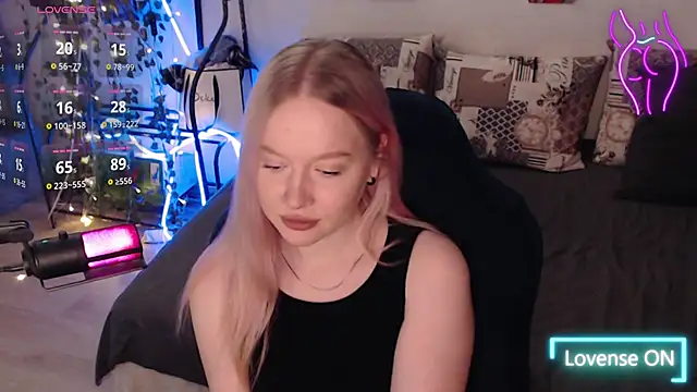 Snapshot of lissallor_ chatting on October 8, 2025, 6:16 pm lissallor online show from October 8, 2025, 6:16 pm