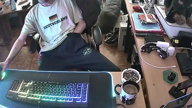 DerGeileLoveboy online show from March 23, 2026, 7:01 am