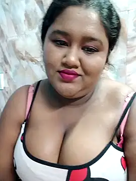 Snapshot of horny_diana chatting on February 21, 2026, 6:09 pm horny diana online show from February 21, 2026, 6:09 pm