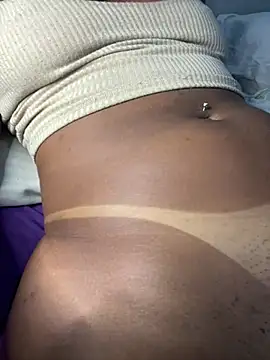 yasmimbrasileirinha online show from February 22, 2025, 11:35 pm