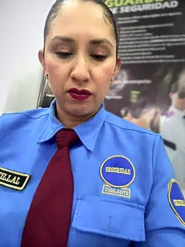 Megan-01- online show from November 27, 2025, 12:40 pm