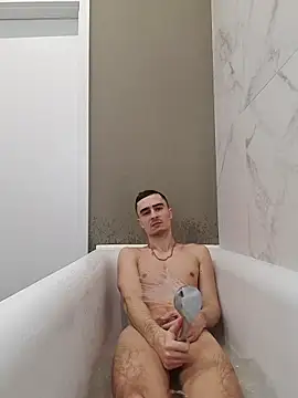 Snapshot of GoodGG chatting on April 8, 2026, 1:44 pm GoodGG online show from April 8, 2026, 1:44 pm