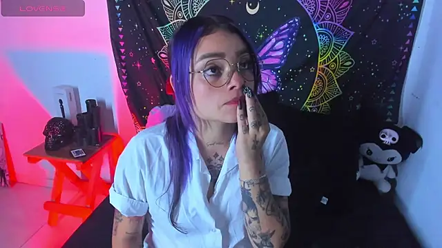 Snapshot of ChloeAllennn chatting on March 11, 2025, 3:16 am ChloeAllennn online show from March 11, 2025, 3:16 am