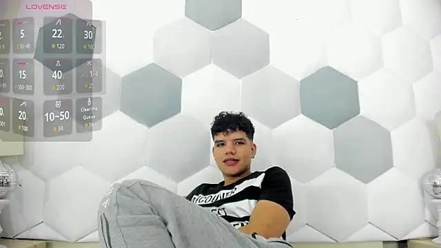 Axel Forte online show from November 12, 2025, 1:22 pm