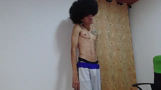 Snapshot of Smith_Gael chatting on December 19, 2025, 2:46 pm Smith Gael online show from December 19, 2025, 2:46 pm