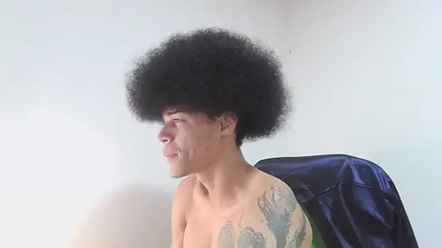 Snapshot of Smith_Gael chatting on February 13, 2026, 9:00 pm Smith Gael online show from February 13, 2026, 9:00 pm