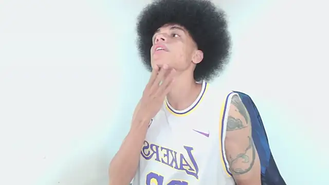 Snapshot of Smith_Gael chatting on February 20, 2026, 9:04 pm Smith Gael online show from February 20, 2026, 9:04 pm